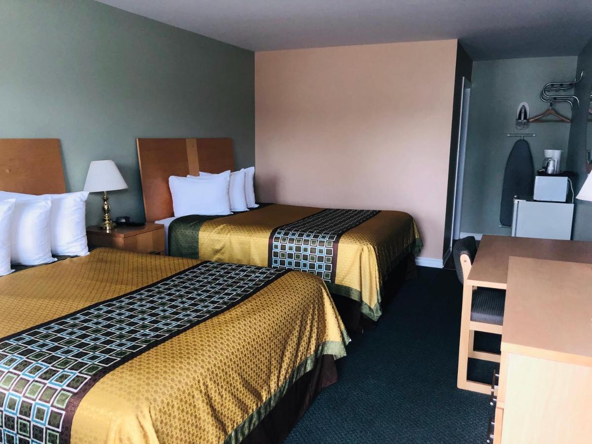 Perth Plaza Inn & Suites Экстерьер фото