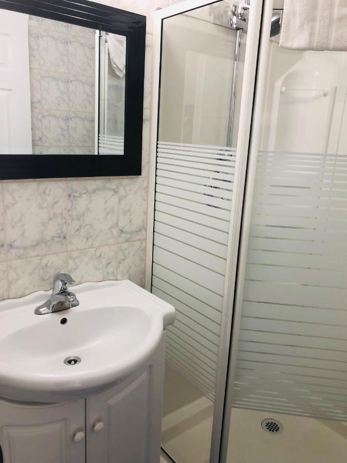 Perth Plaza Inn & Suites Экстерьер фото