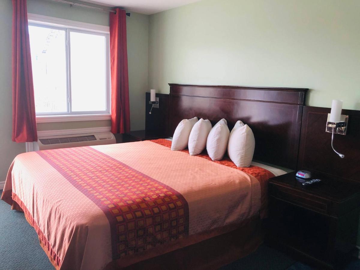 Perth Plaza Inn & Suites Экстерьер фото