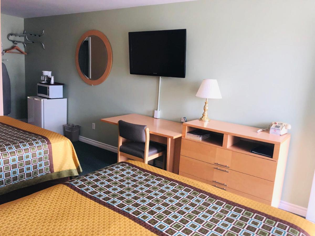 Perth Plaza Inn & Suites Экстерьер фото